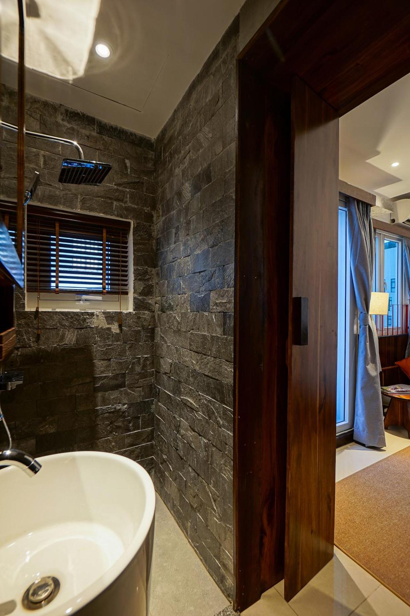 Nexus House Nguyen Binh Khiem - Near Saigon Zoo & Botanical Gardens Hotel