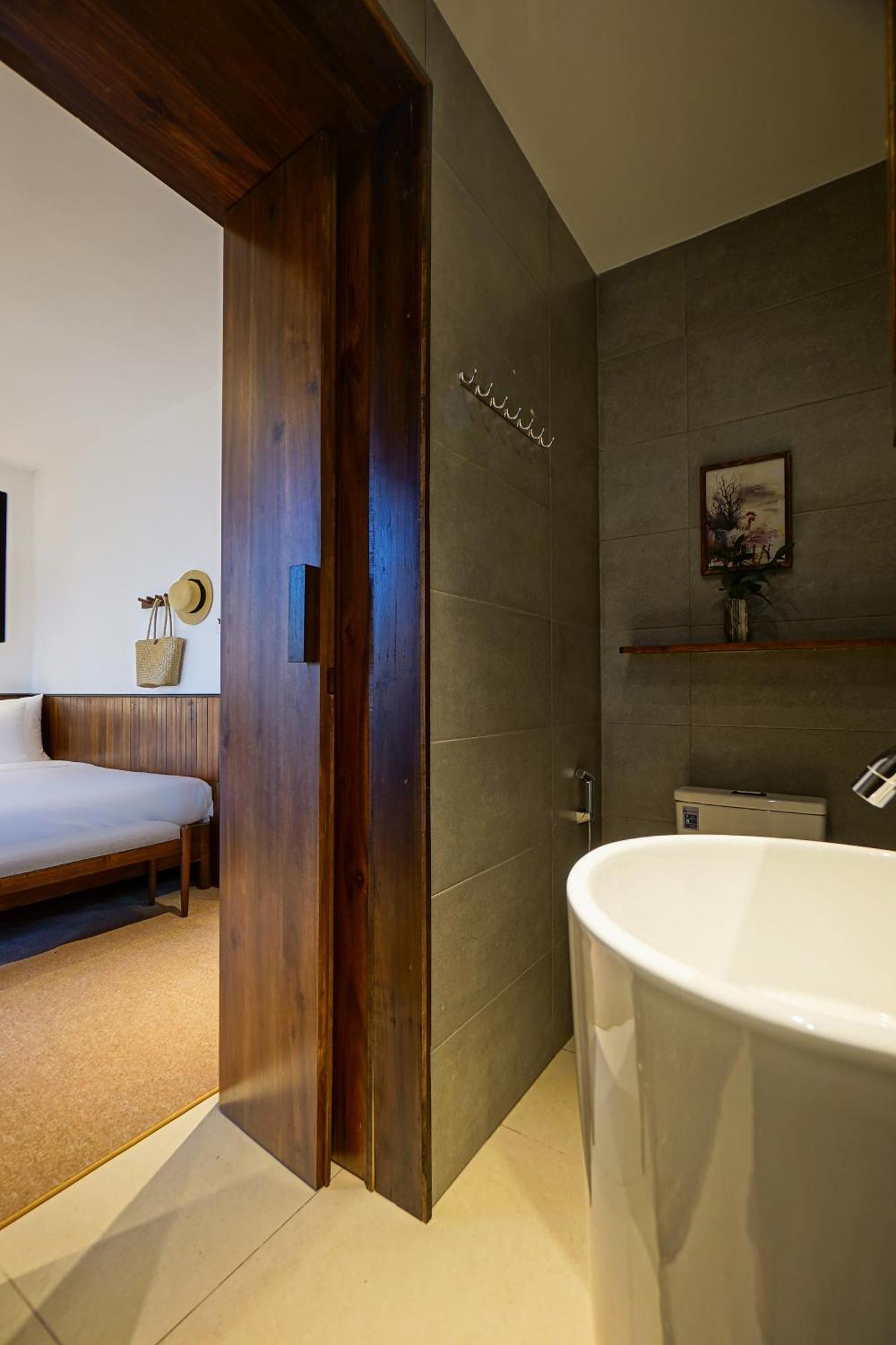 Hotel Nexus House Nguyen Binh Khiem - Near Saigon Zoo & Botanical Gardens