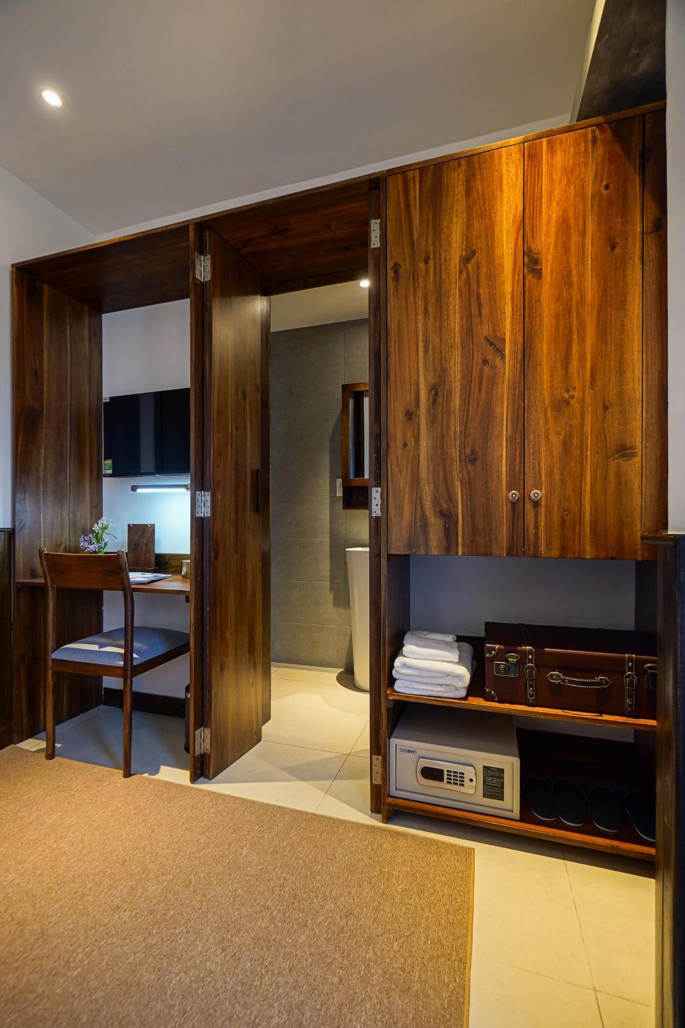 Hotel Nexus House Nguyen Binh Khiem - Near Saigon Zoo & Botanical Gardens 4*